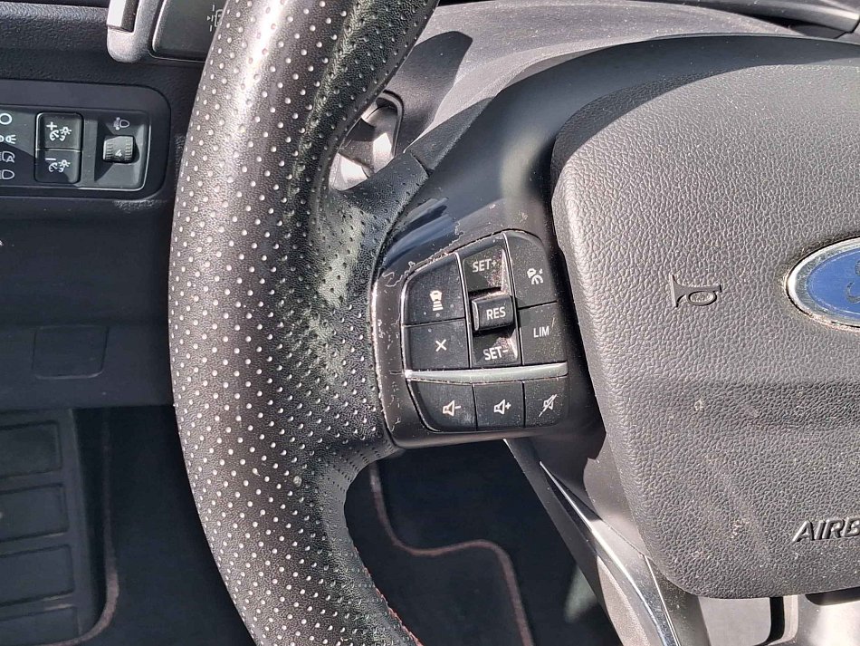 Ford Kuga 1.5 EB ST-Line