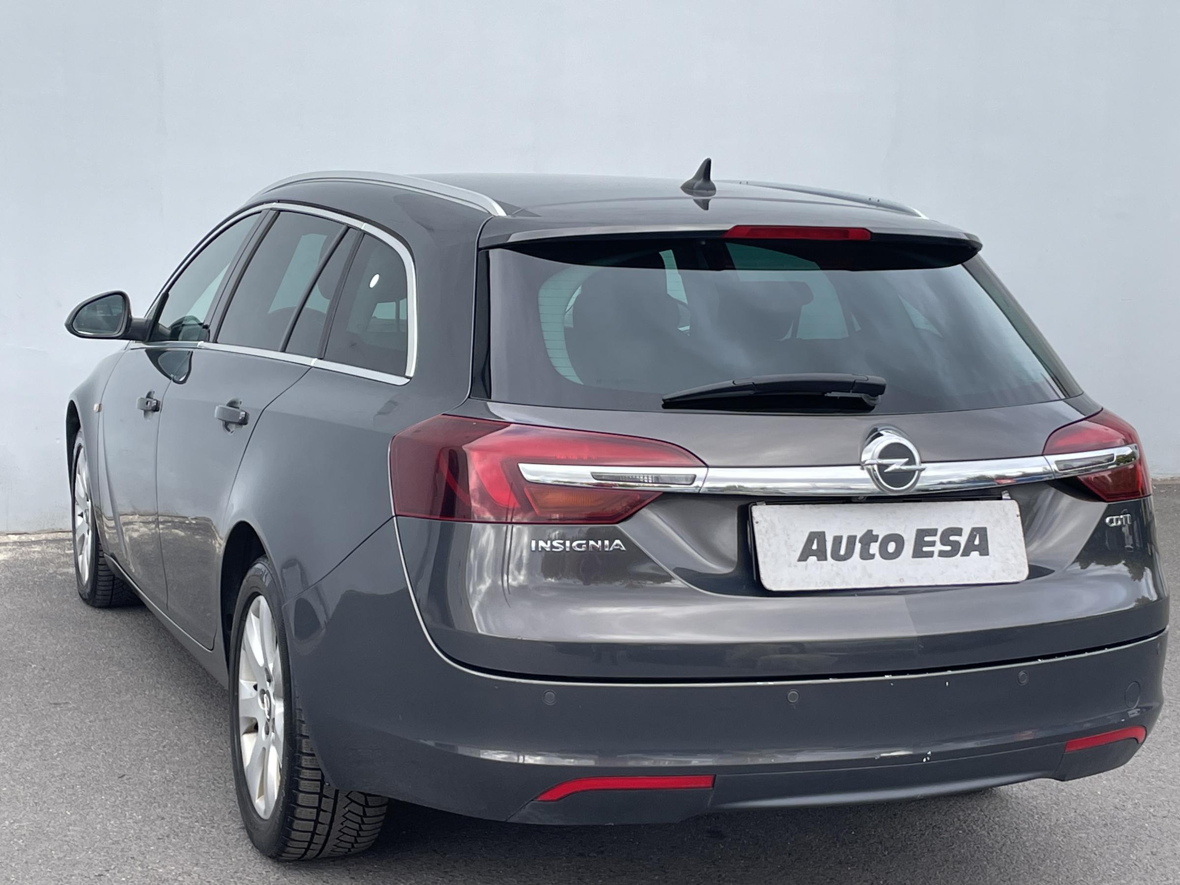 Opel Insignia, 2014 - pohled č. 4