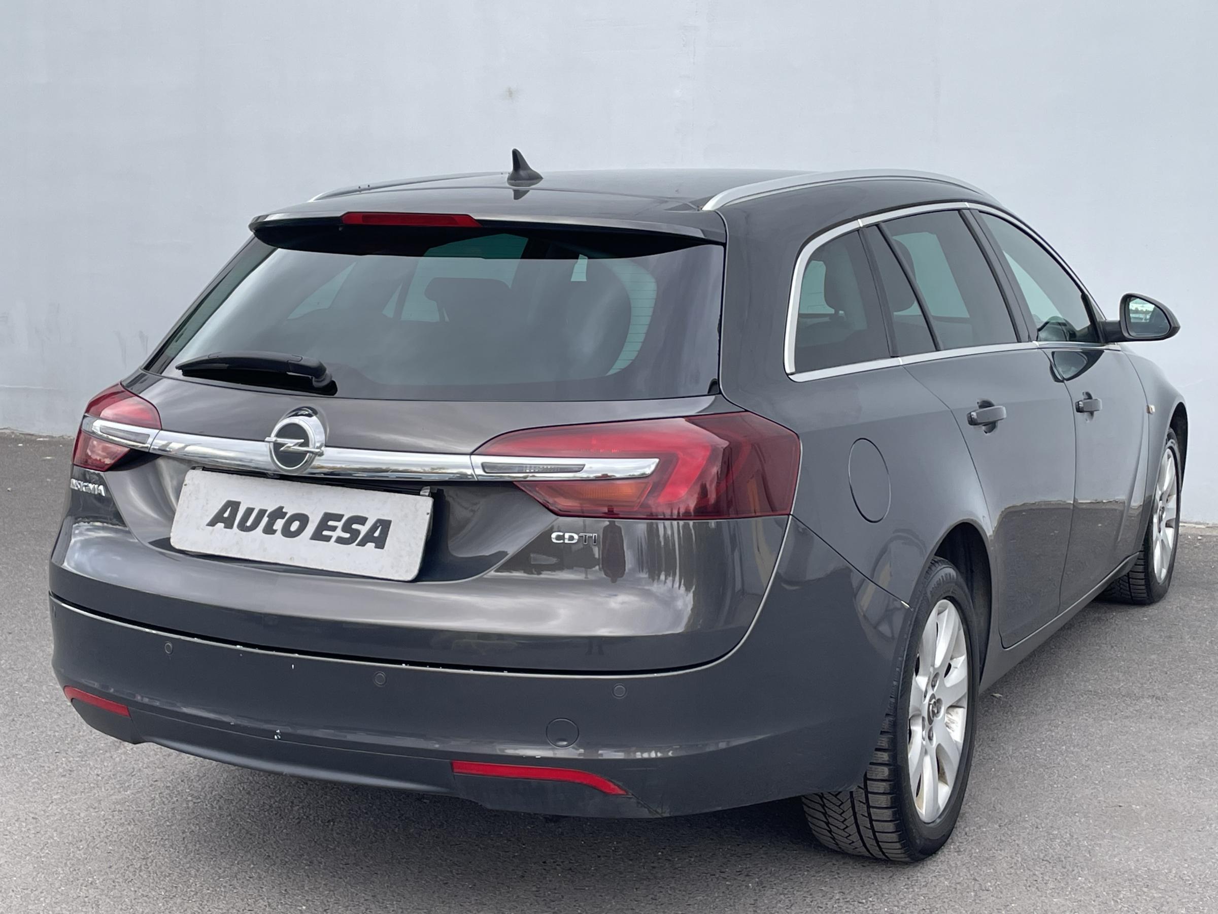 Opel Insignia, 2014 - pohled č. 6