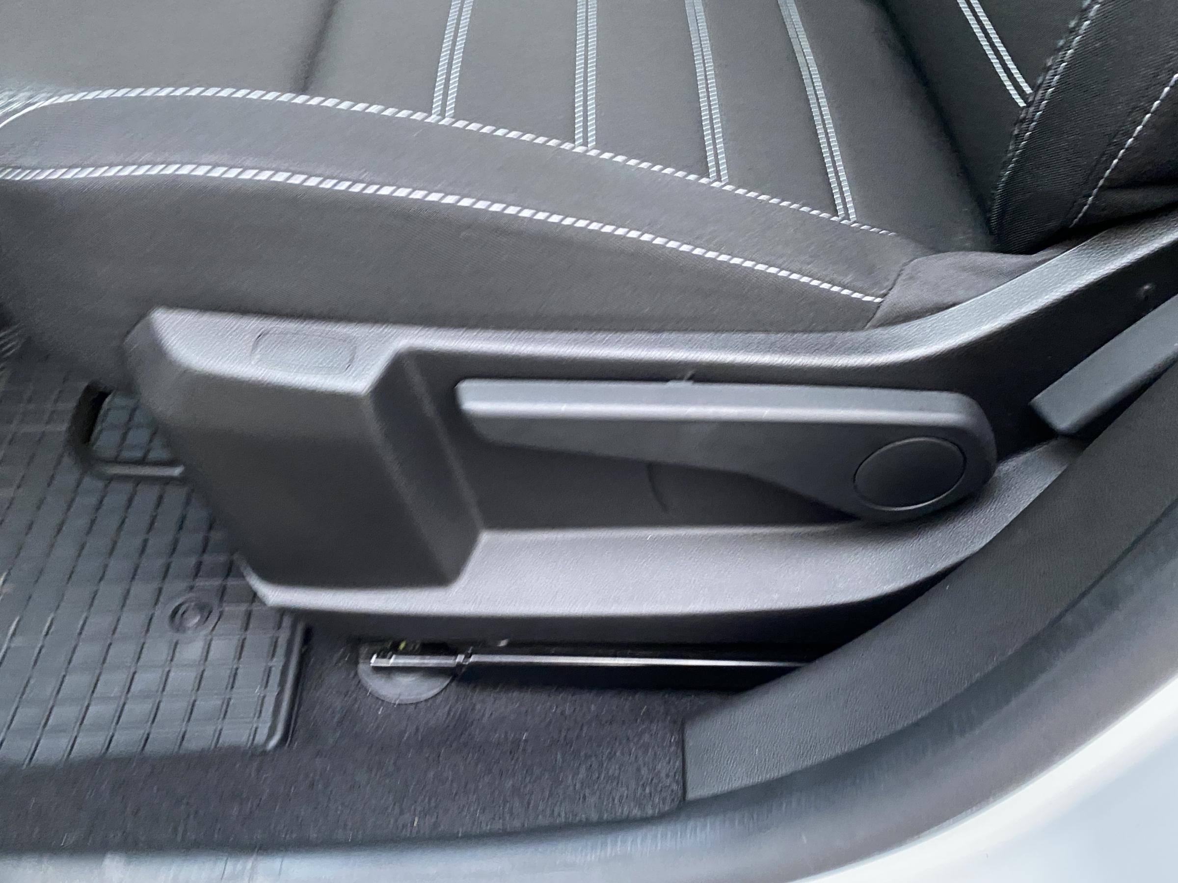 Dacia Duster, 2023 - pohled č. 14