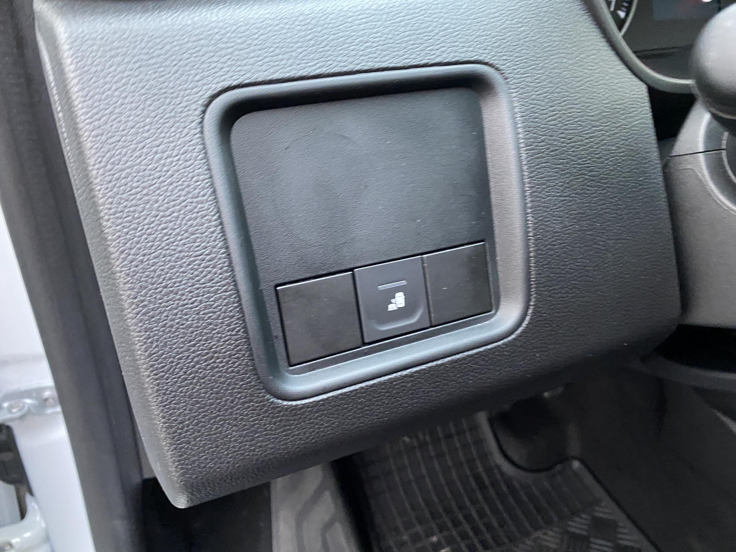 Dacia Duster, 2023 - pohled č. 15