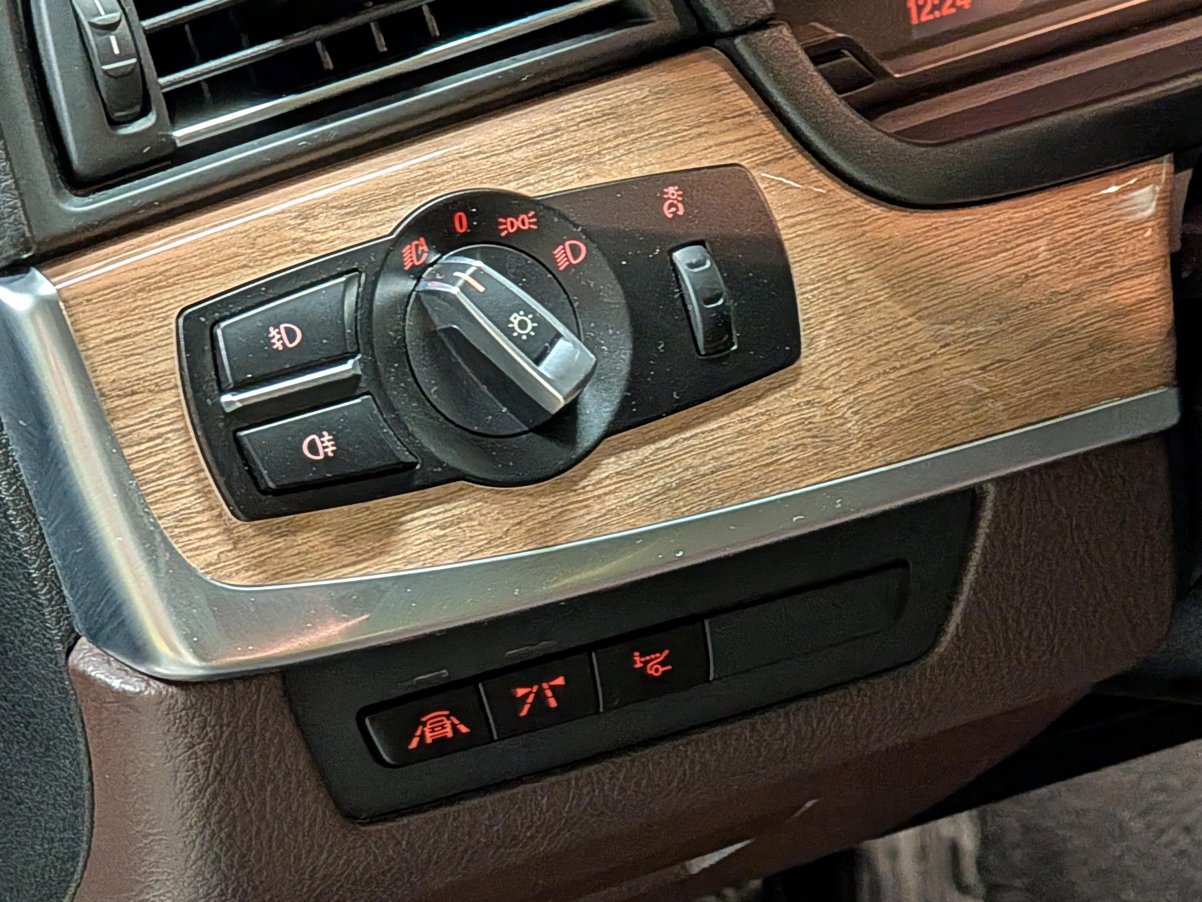 BMW Řada 5, 2016 - pohled č. 15