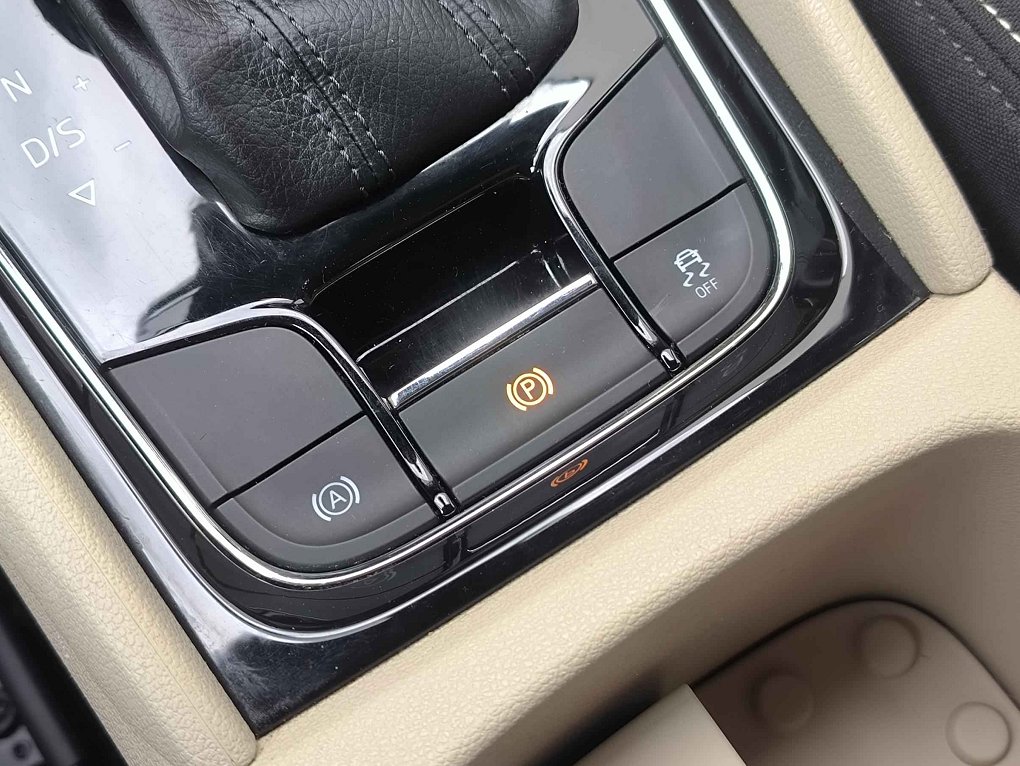 Škoda Karoq 1.5 TSi Style