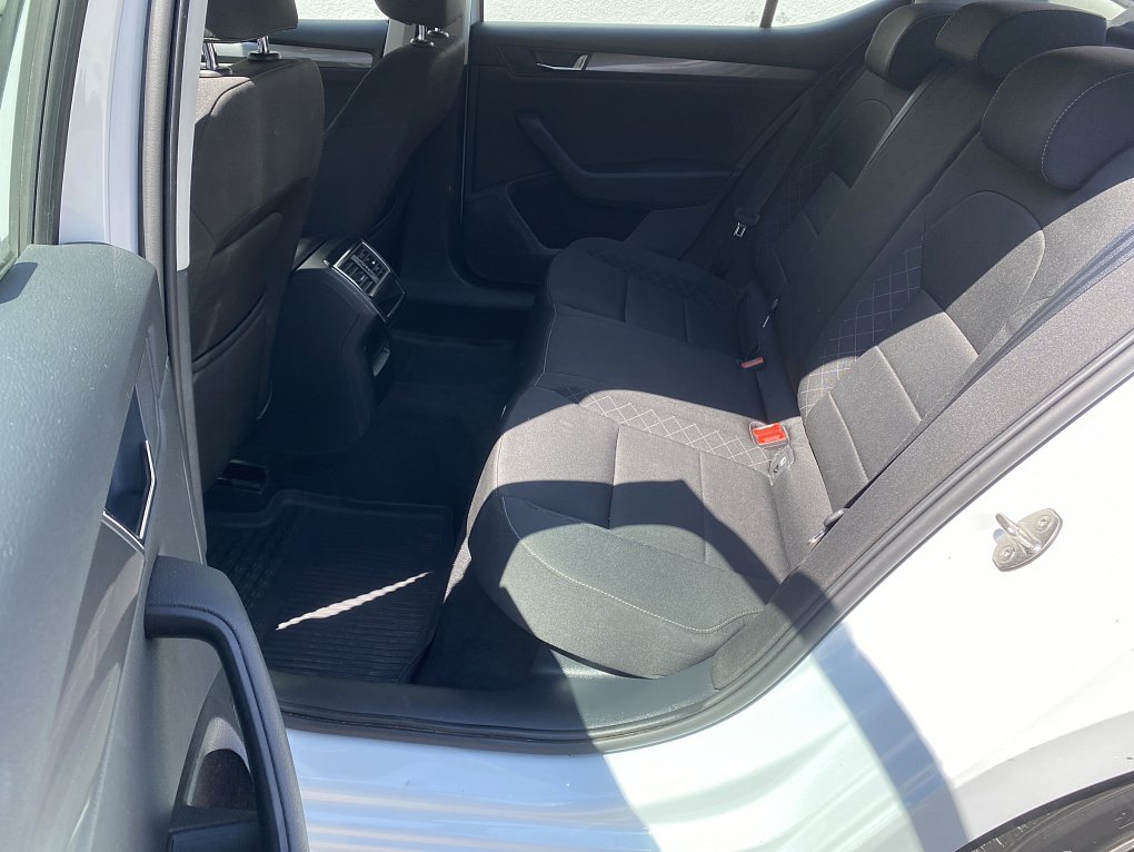 Škoda Superb III 2.0 TDi 