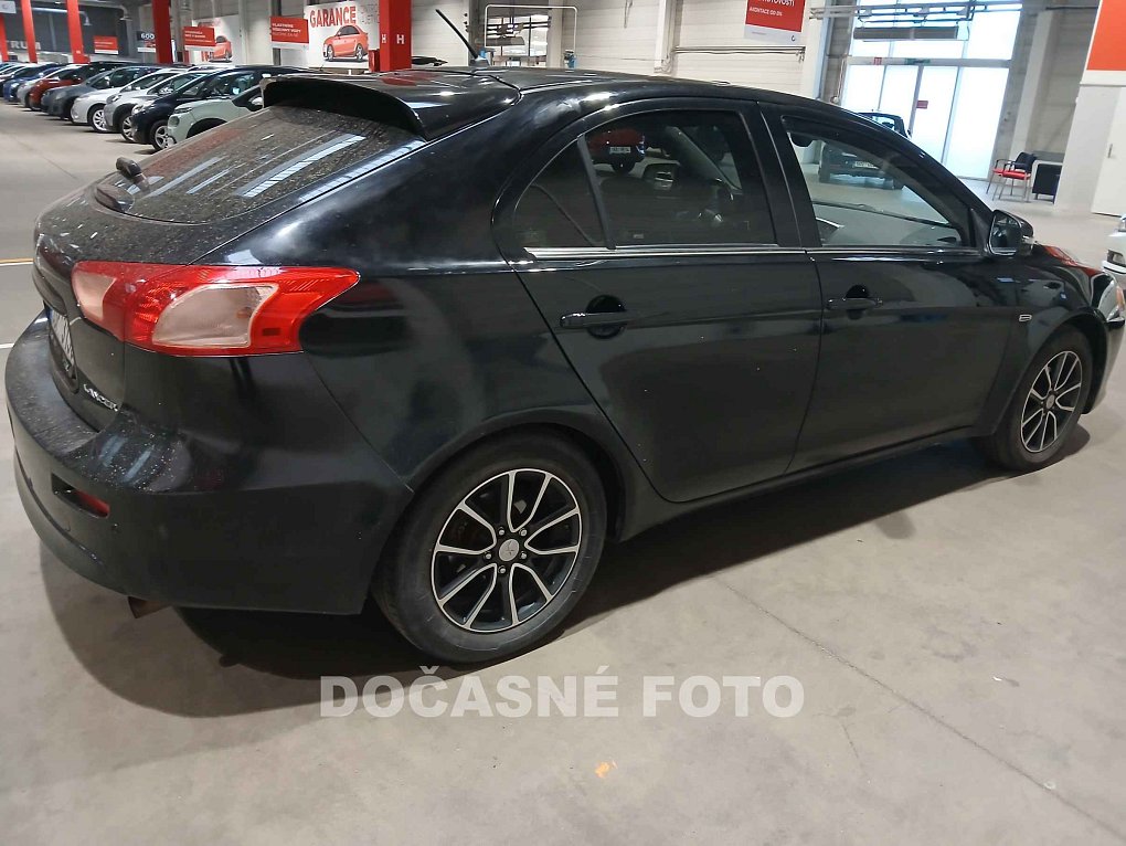 Mitsubishi Lancer 1.6. 