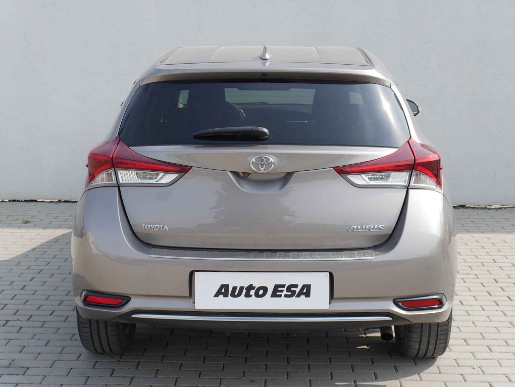 Toyota Auris 1.6 VVT-i Active