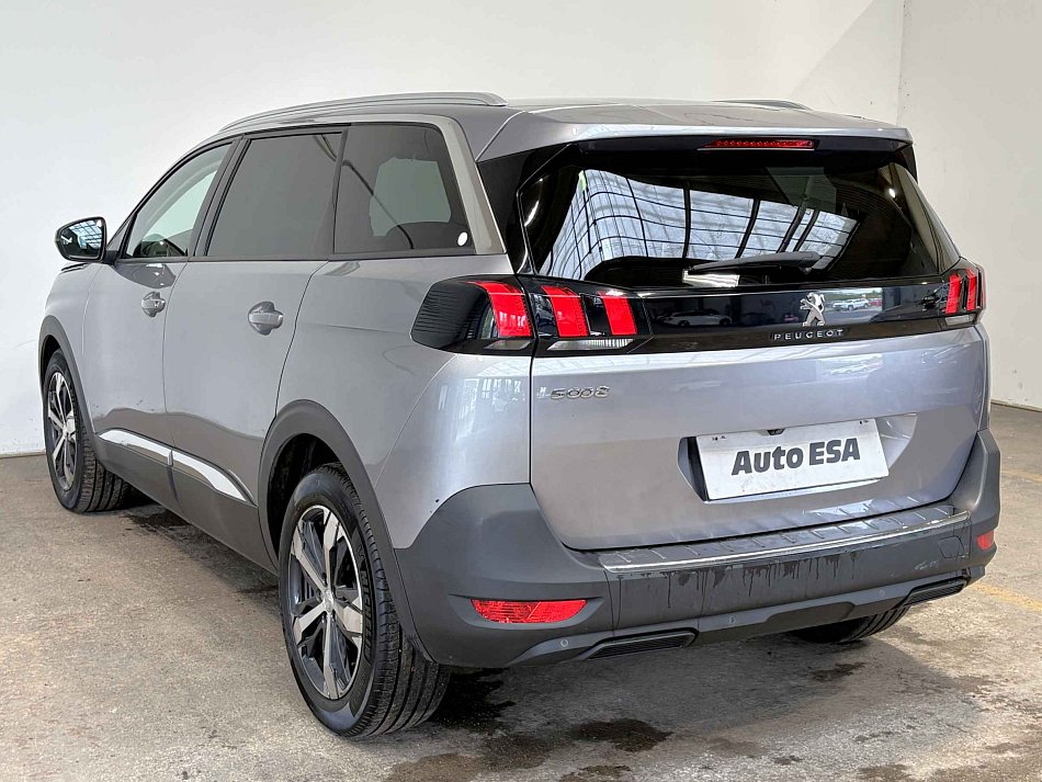 Peugeot 5008 1.5HDI 