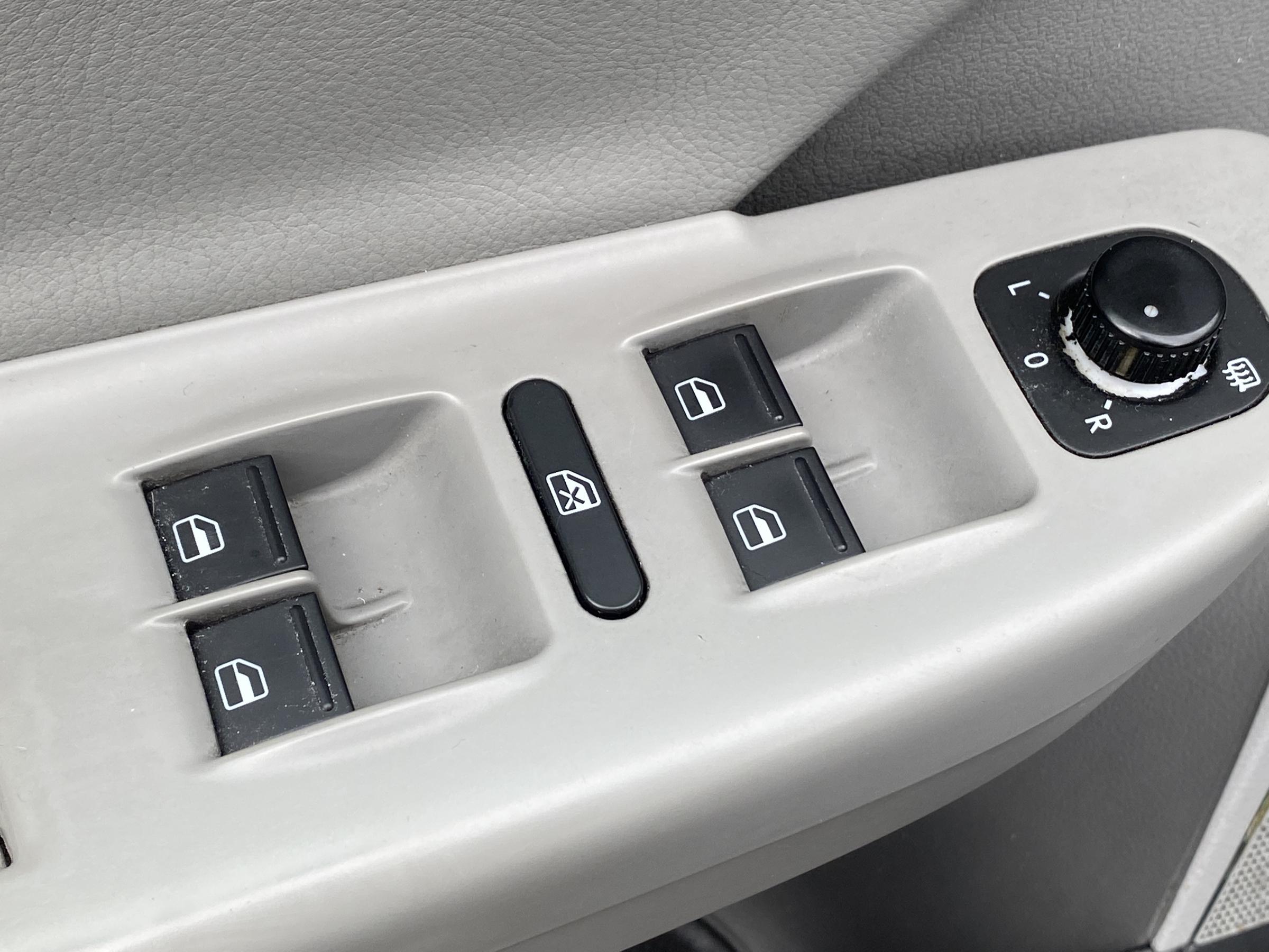 Volkswagen Passat, 2008 - pohled č. 12