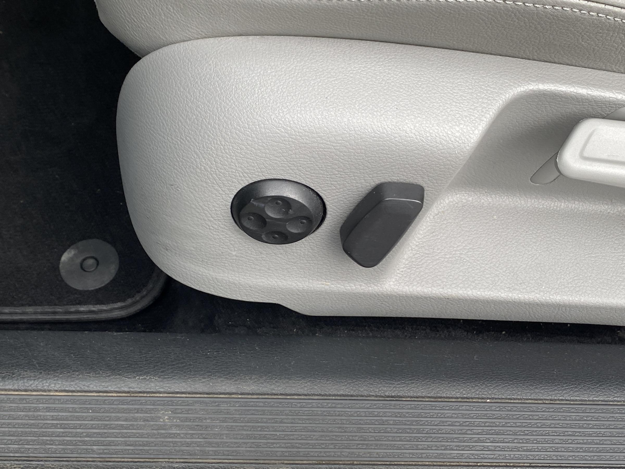 Volkswagen Passat, 2008 - pohled č. 13