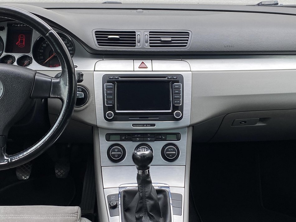 Volkswagen Passat 2.0 TDi Highline