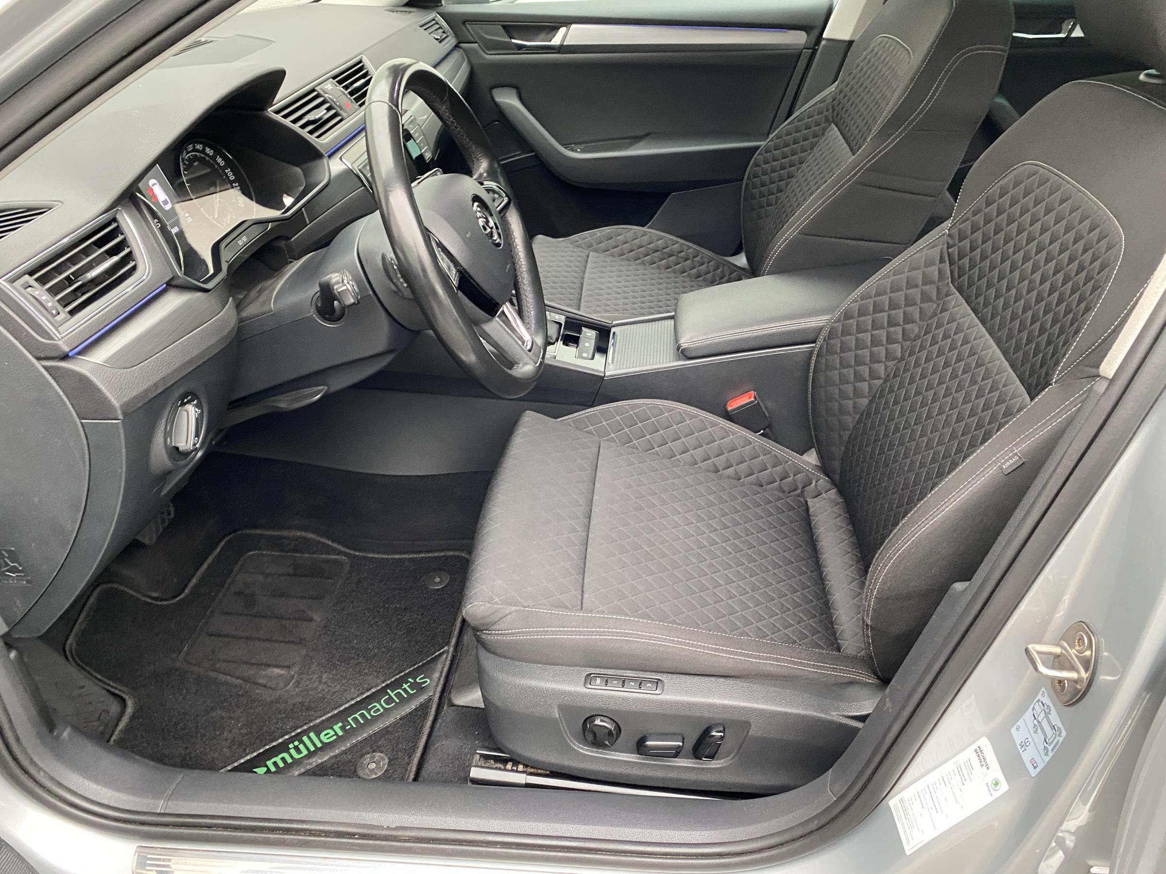 Škoda Superb III, 2016 - pohled č. 10