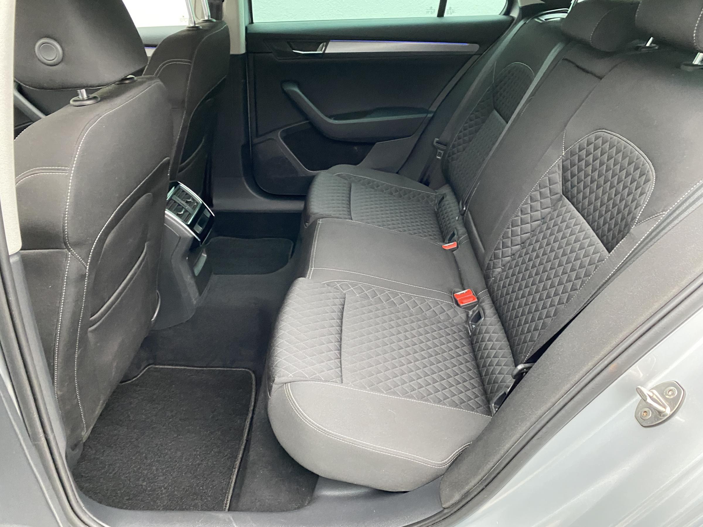 Škoda Superb III, 2016 - pohled č. 11