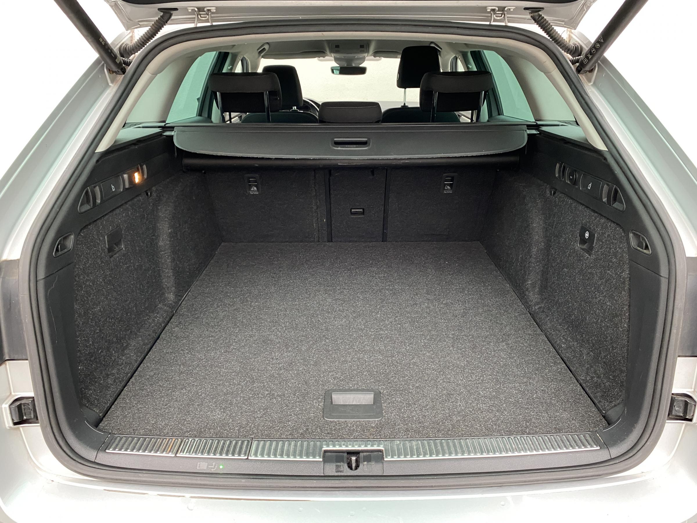 Škoda Superb III, 2016 - pohled č. 7