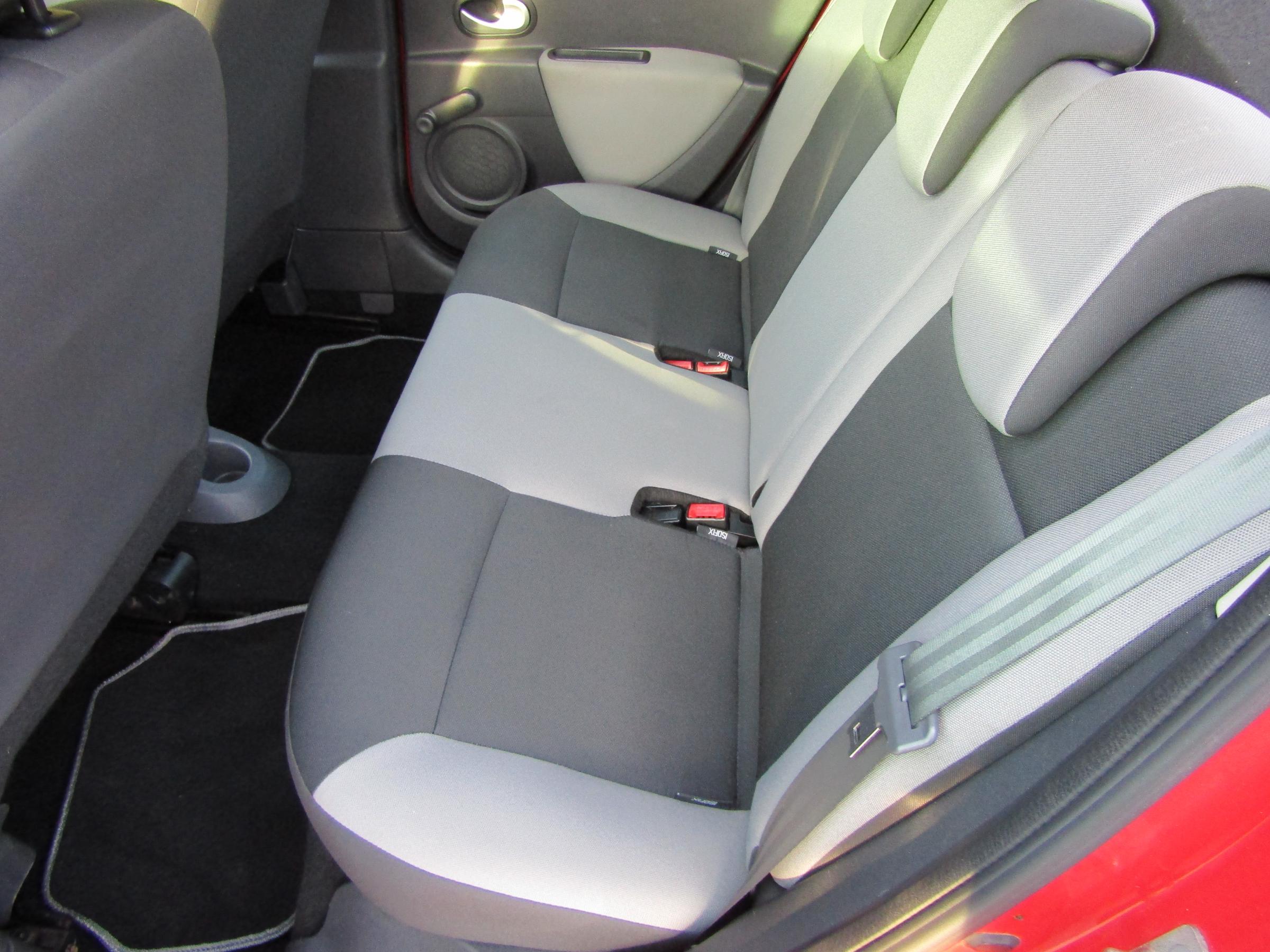 Renault Clio, 2011 - pohled č. 10