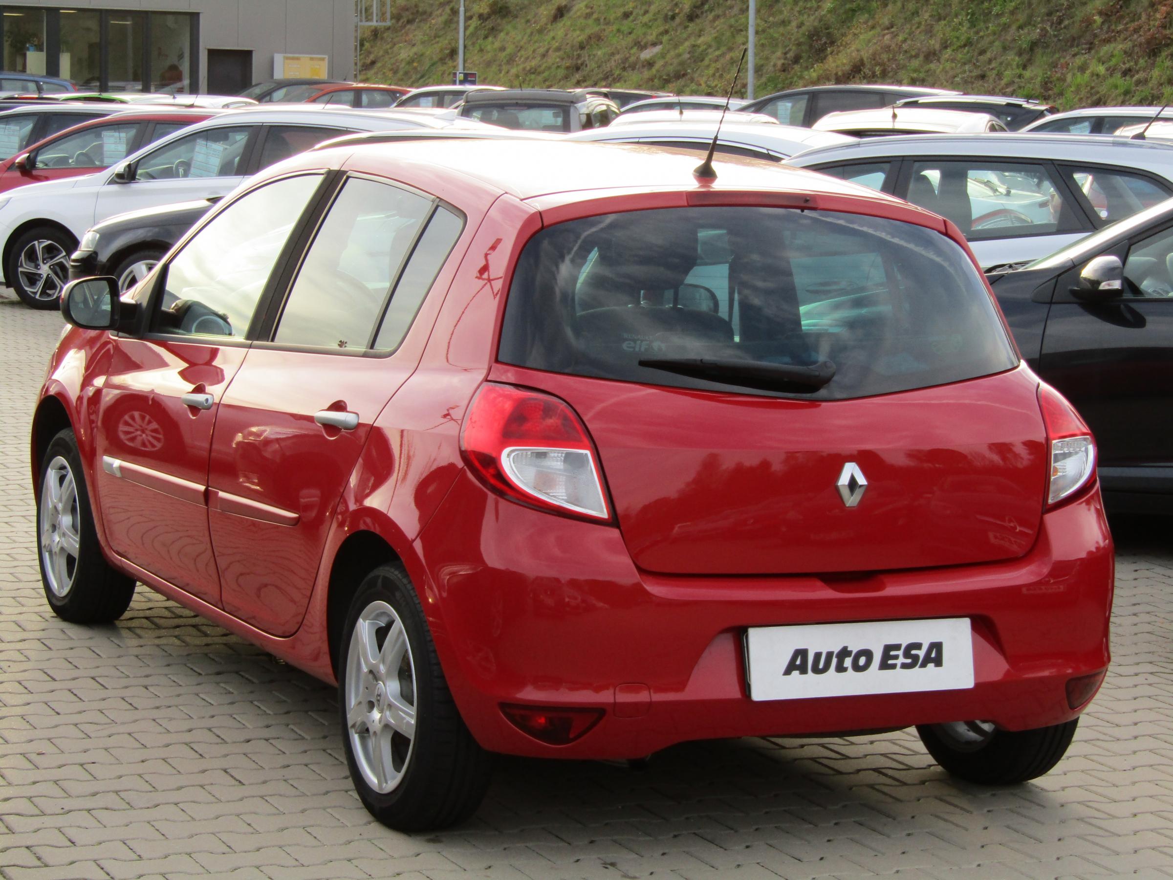 Renault Clio, 2011 - pohled č. 4