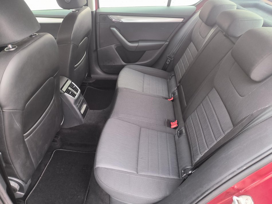 Škoda Octavia III 2.0 TDi 
