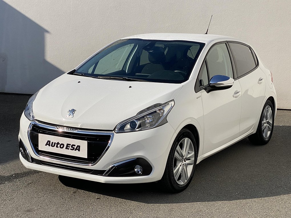 Peugeot 208 1.2PT Style
