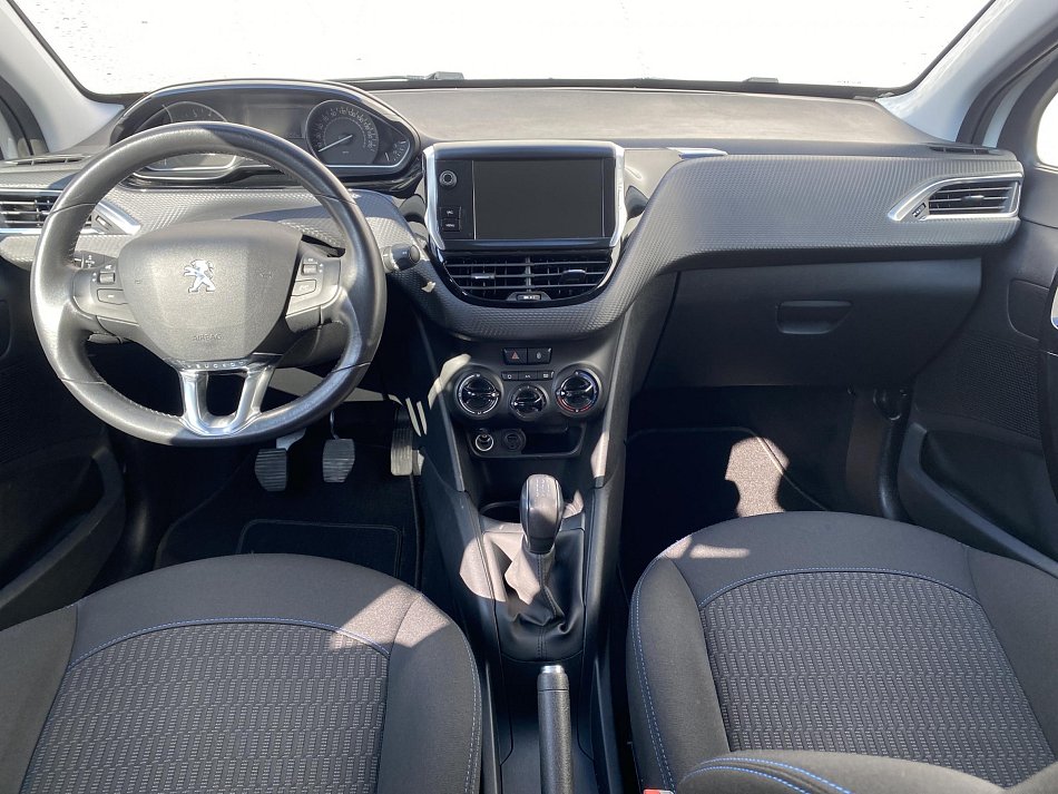 Peugeot 208 1.2PT Style