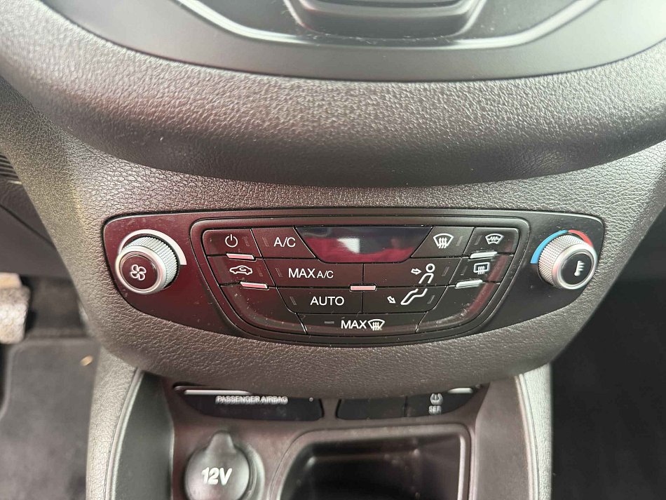 Ford Tourneo Courier 1.0T 