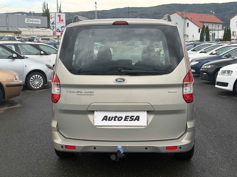 Ford Tourneo Courier 1.0T 