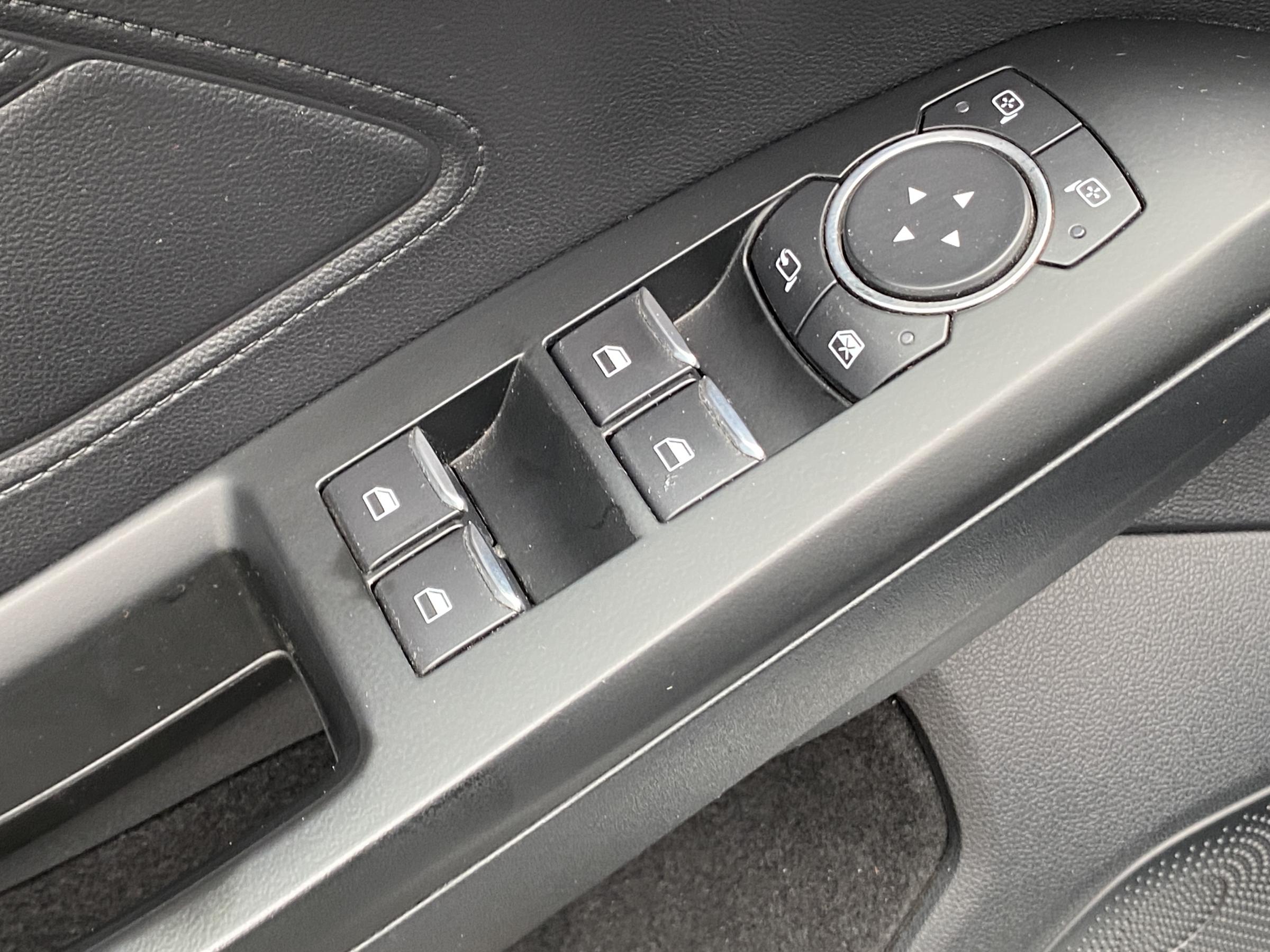 Ford Focus, 2019 - pohled č. 12