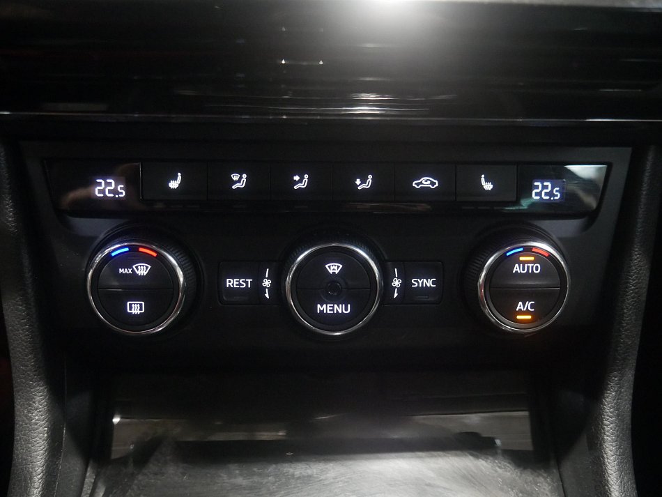 Škoda Superb III 2.0 TDi Style 4x4