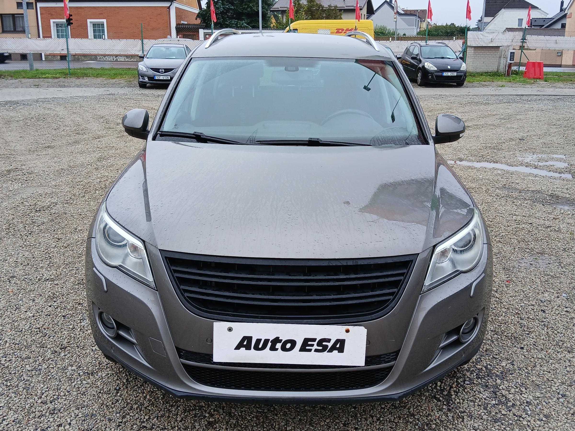 Volkswagen Tiguan, 2010 - pohled č. 2