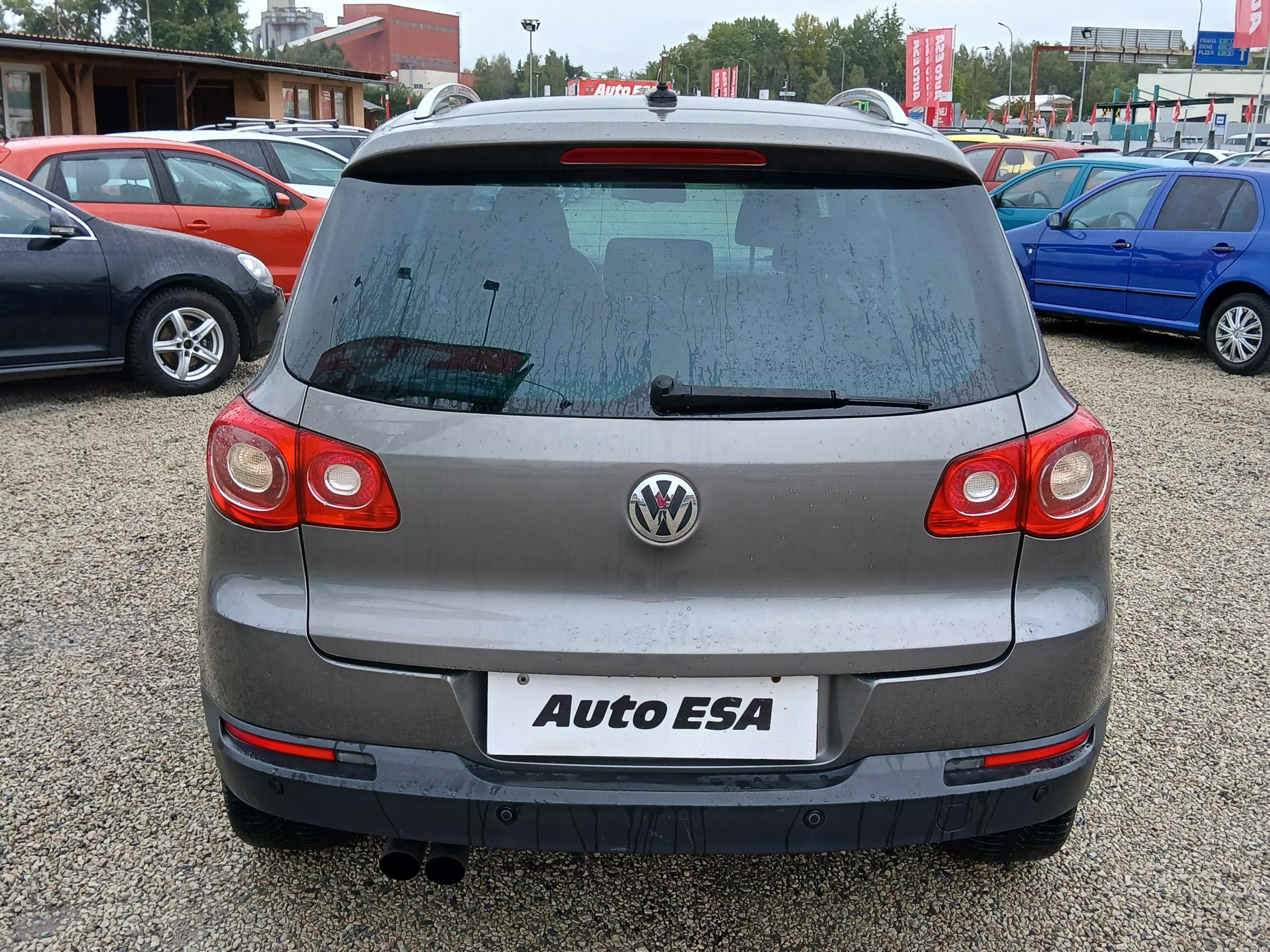 Volkswagen Tiguan, 2010 - pohled č. 5