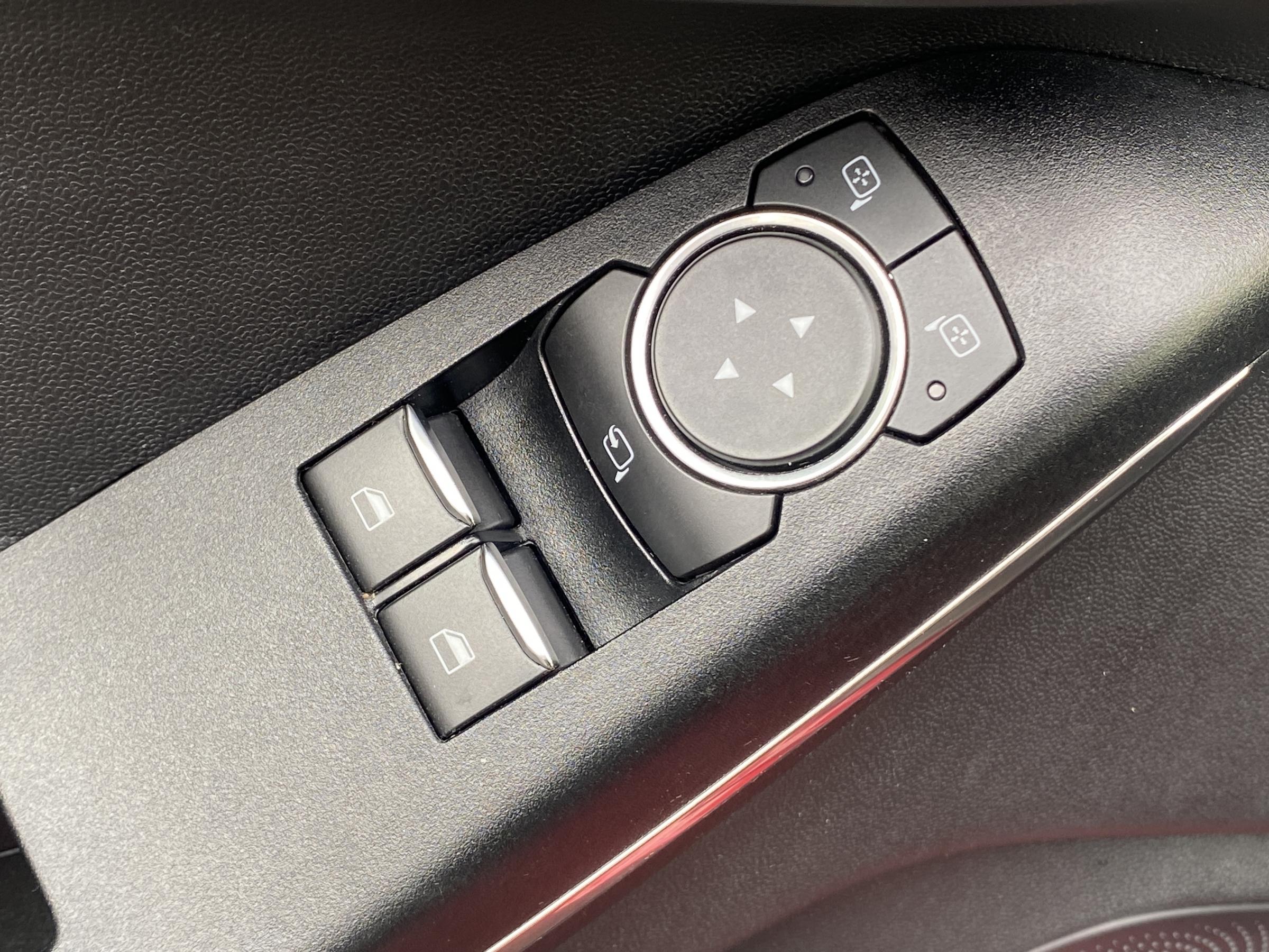 Ford Fiesta, 2017 - pohled č. 11