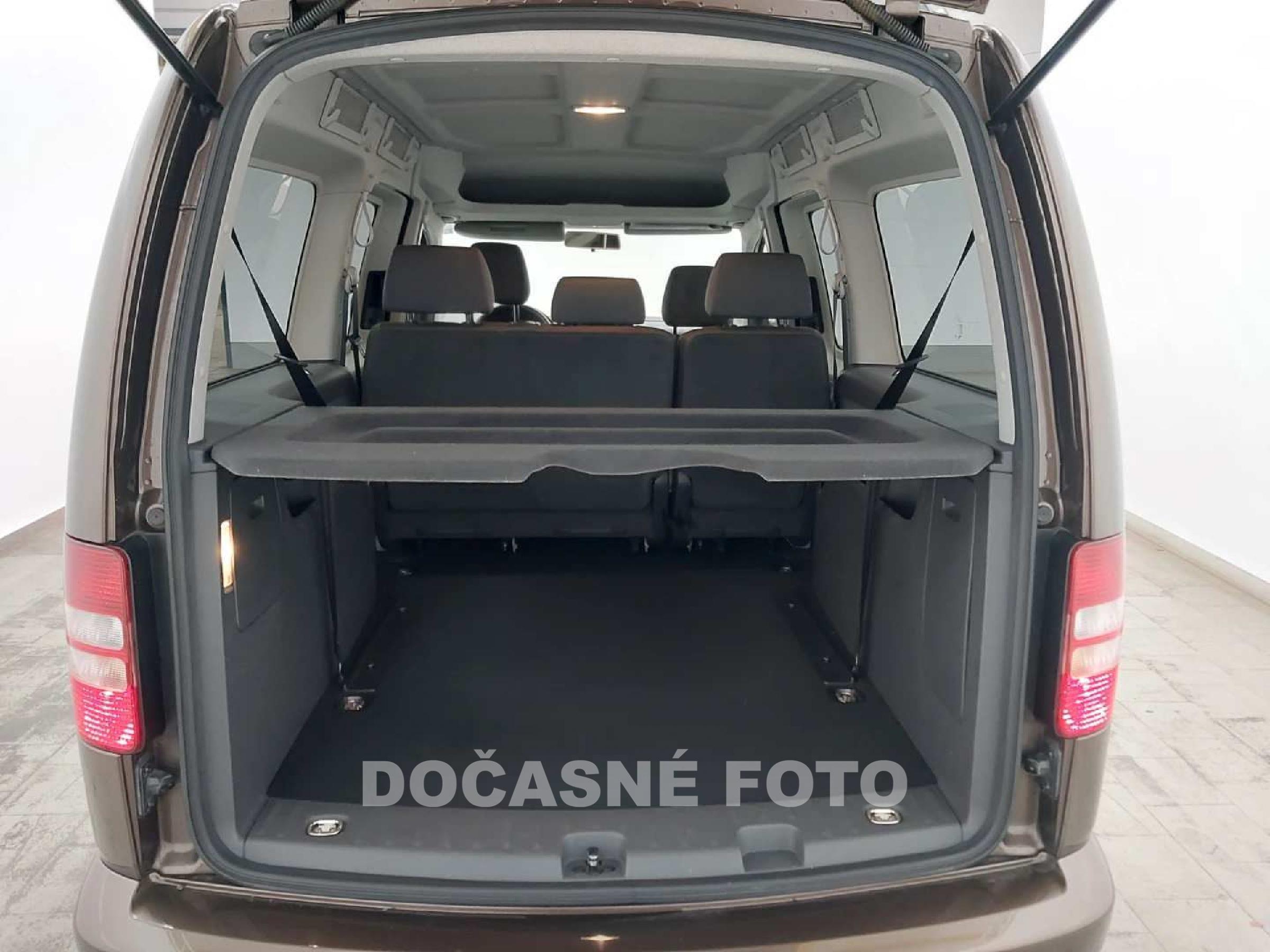 Volkswagen Caddy, 2011 - pohled č. 11
