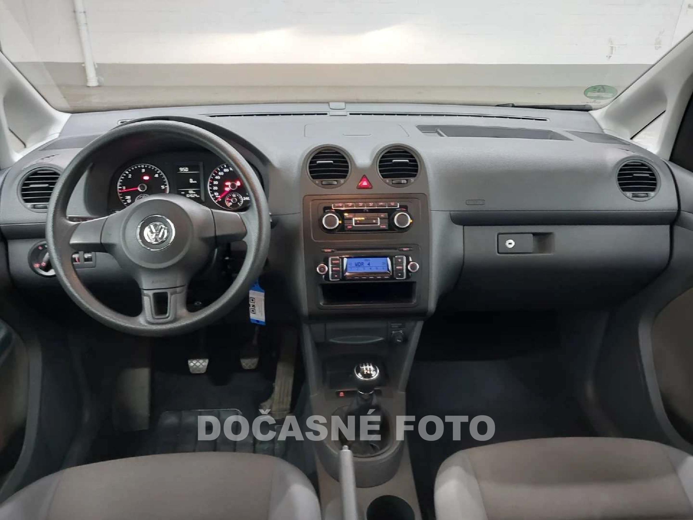 Volkswagen Caddy, 2011 - pohled č. 6