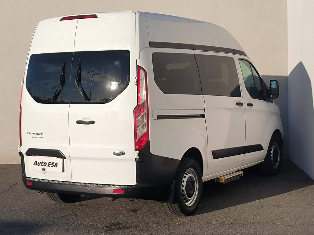 Ford Transit Custom 2.0TDCi  L1H2 9míst