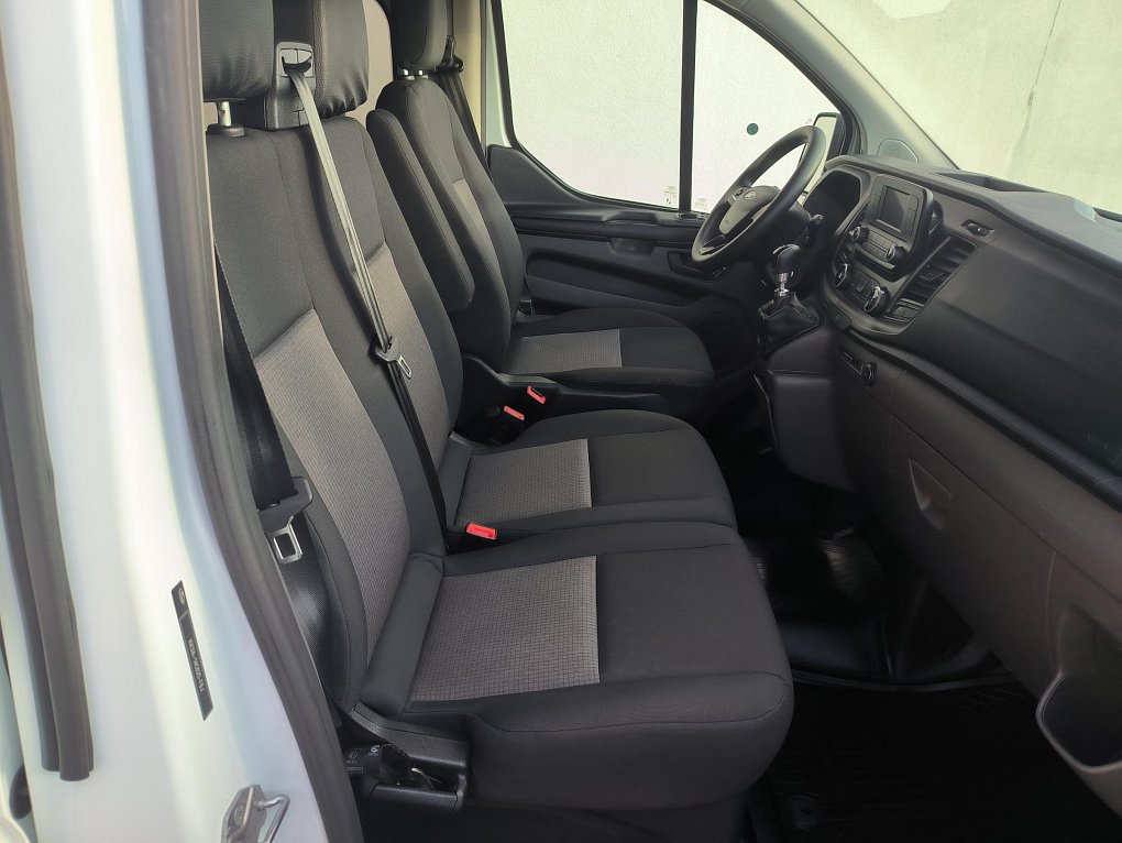 Ford Transit Custom 2.0TDCi  L1H2 9míst