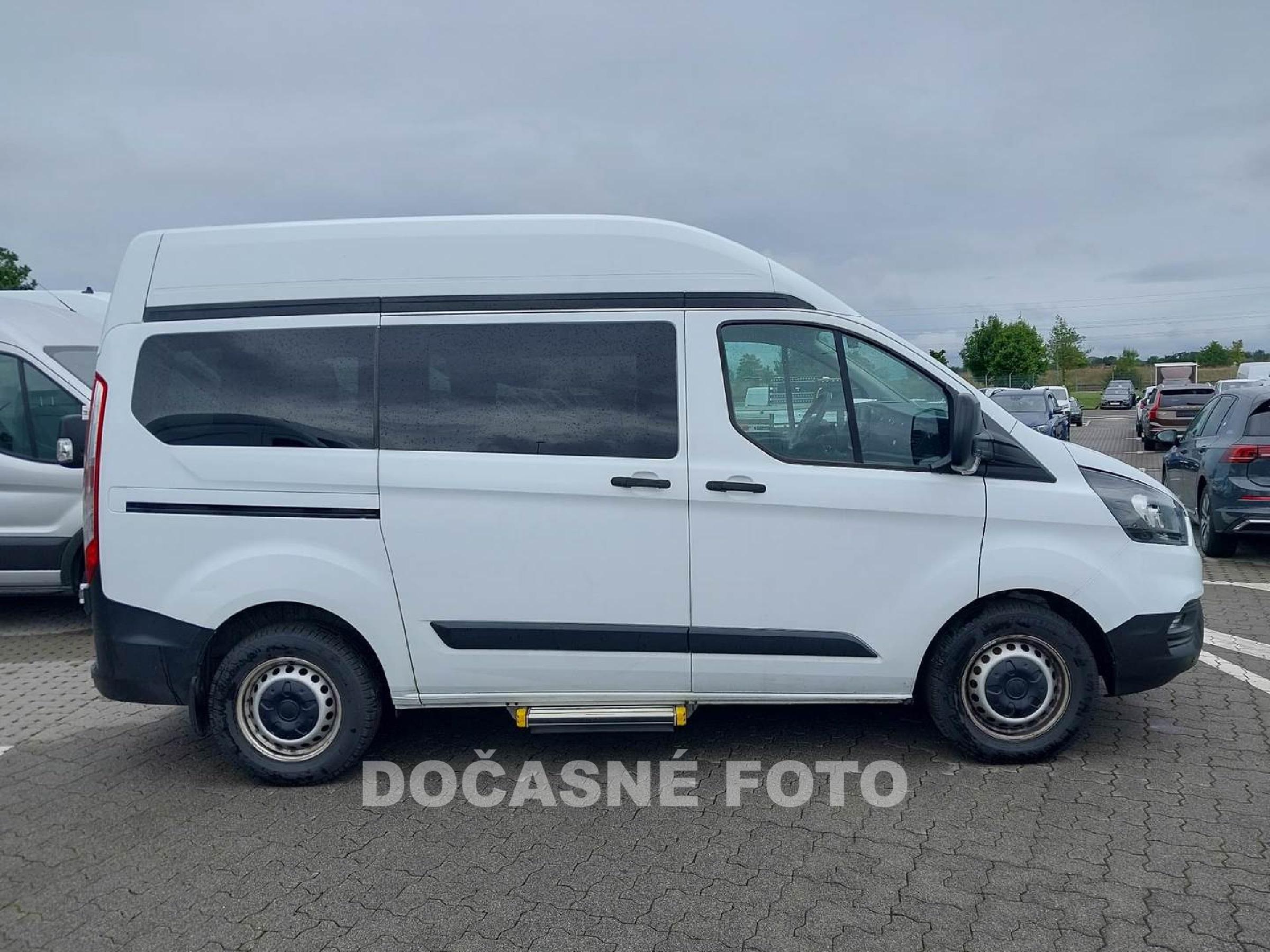 Ford Transit Custom, 2020 - pohled č. 3