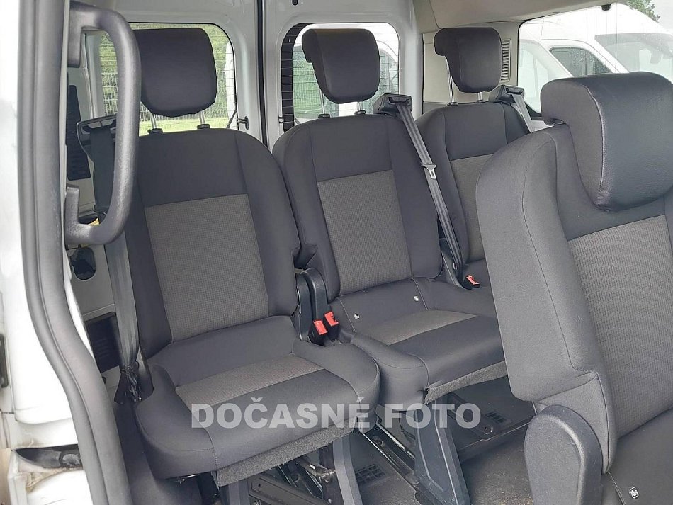 Ford Transit Custom 2.0TDCi  L1H2 9míst