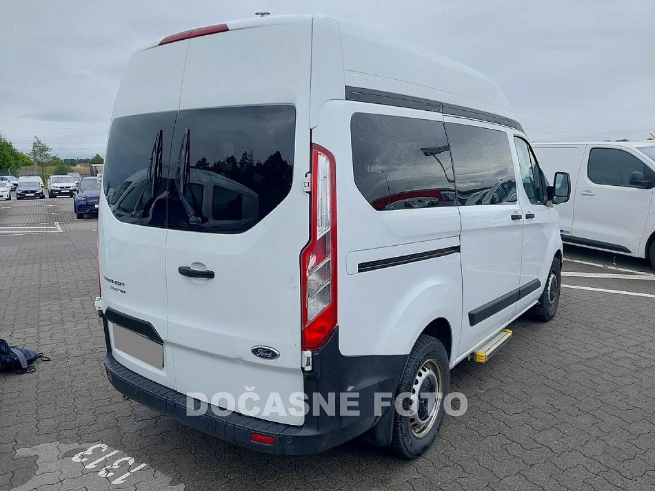 Ford Transit Custom 2.0TDCi  L1H2 9míst