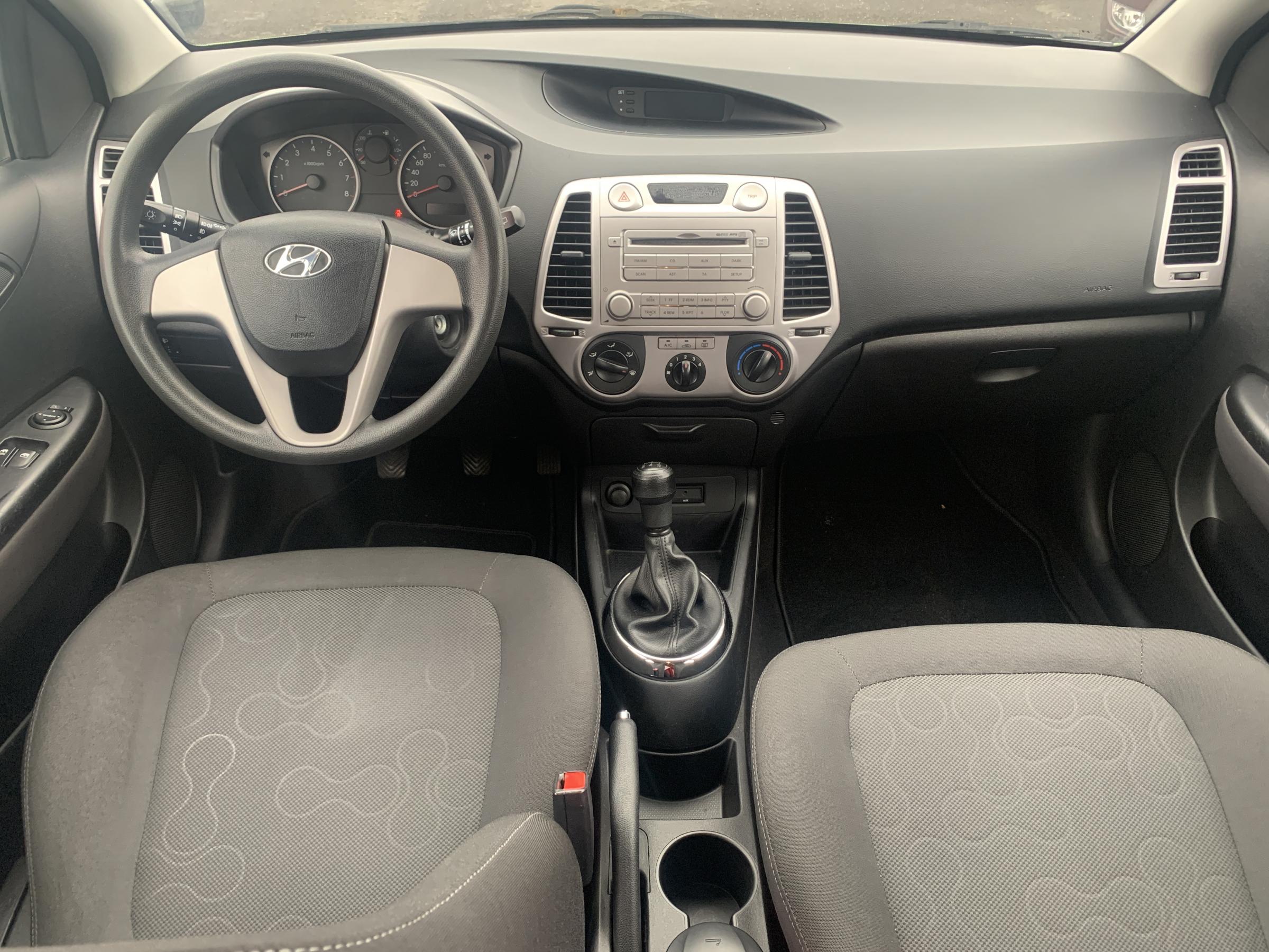Hyundai i20, 2011 - pohled č. 8