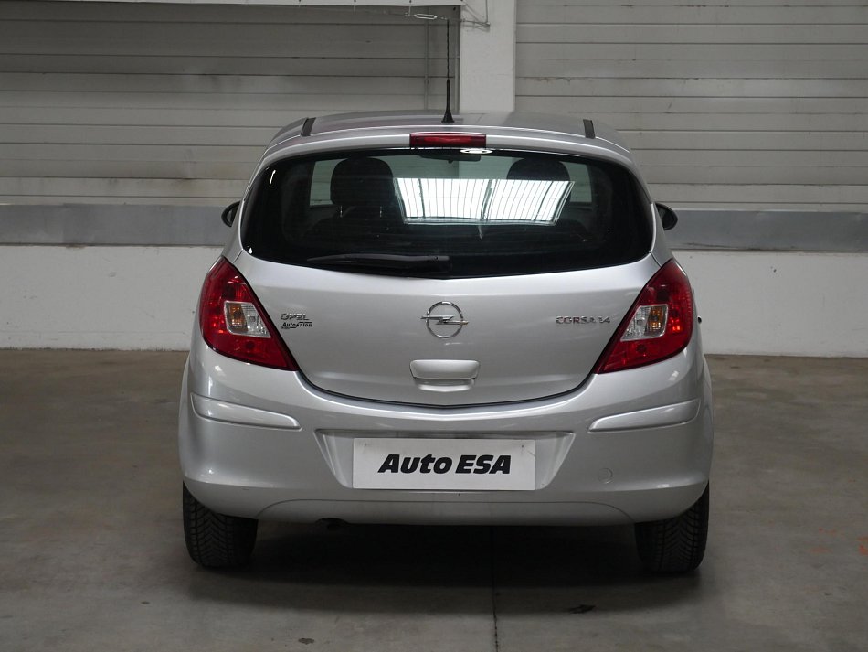 Opel Corsa 1.4i 