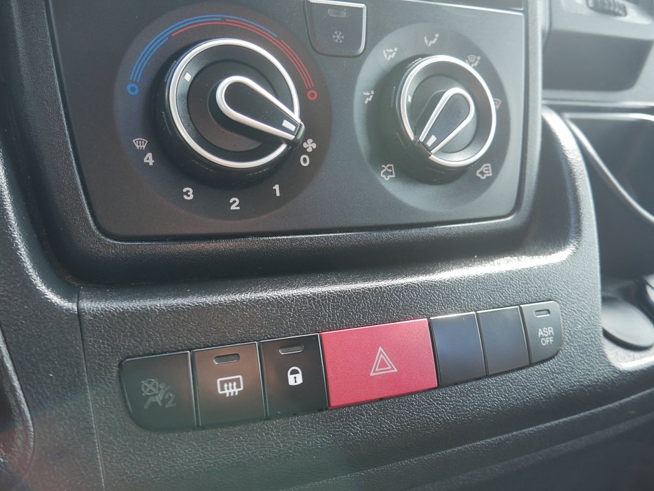 Citroën Jumper 2.0HDi  L3H2 6míst