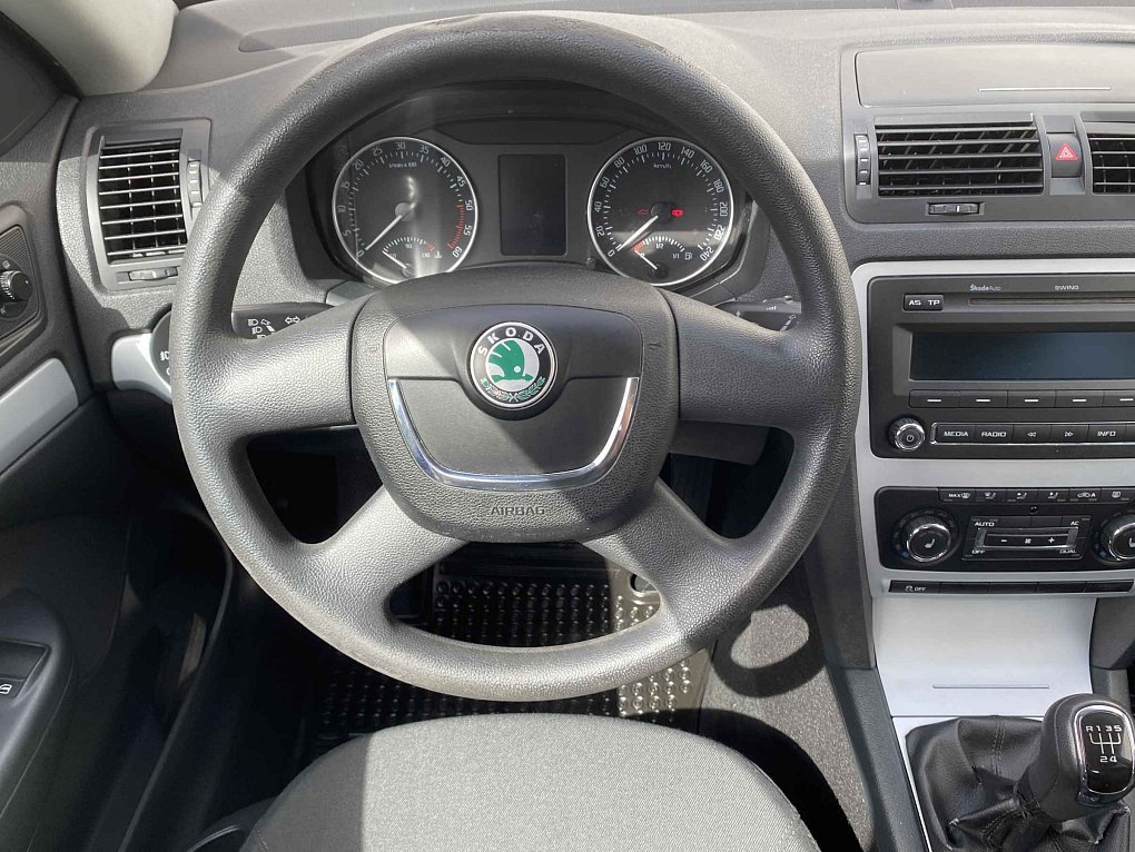 Škoda Octavia II 1.6 TDi Ambiente