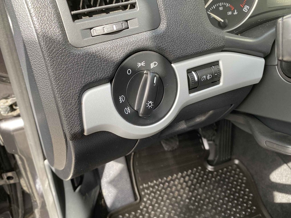 Škoda Octavia II 1.6 TDi Ambiente