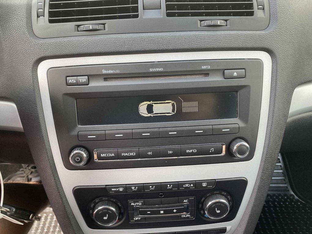Škoda Octavia II 1.6 TDi Ambiente