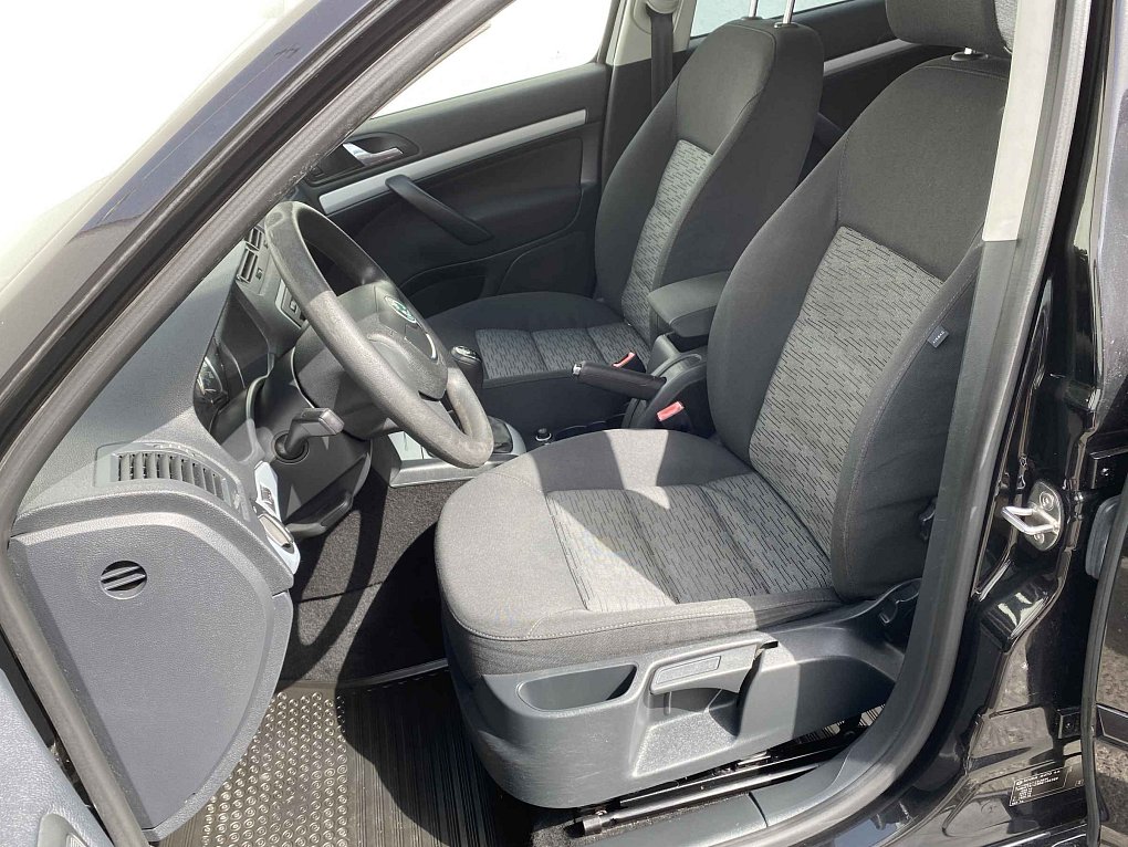 Škoda Octavia II 1.6 TDi Ambiente