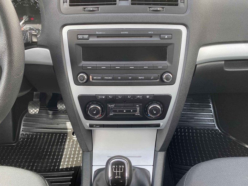 Škoda Octavia II 1.6 TDi Ambiente