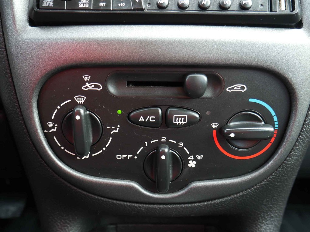 Peugeot 206 1.4i 