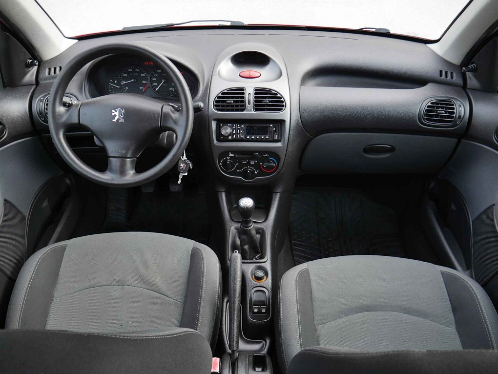 Peugeot 206 1.4i 