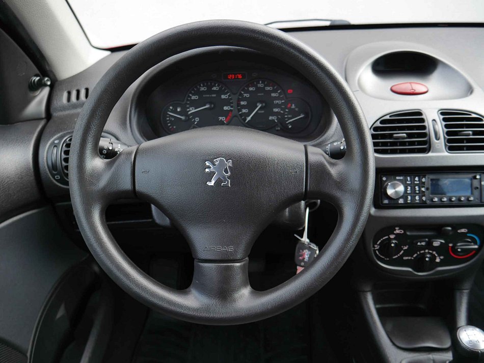 Peugeot 206 1.4i 