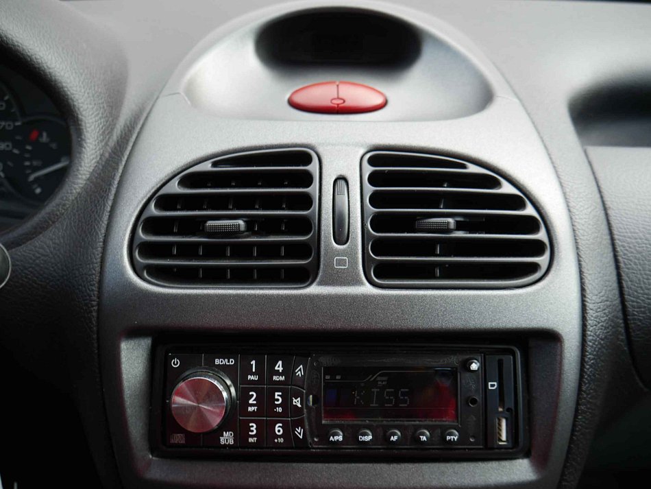 Peugeot 206 1.4i 