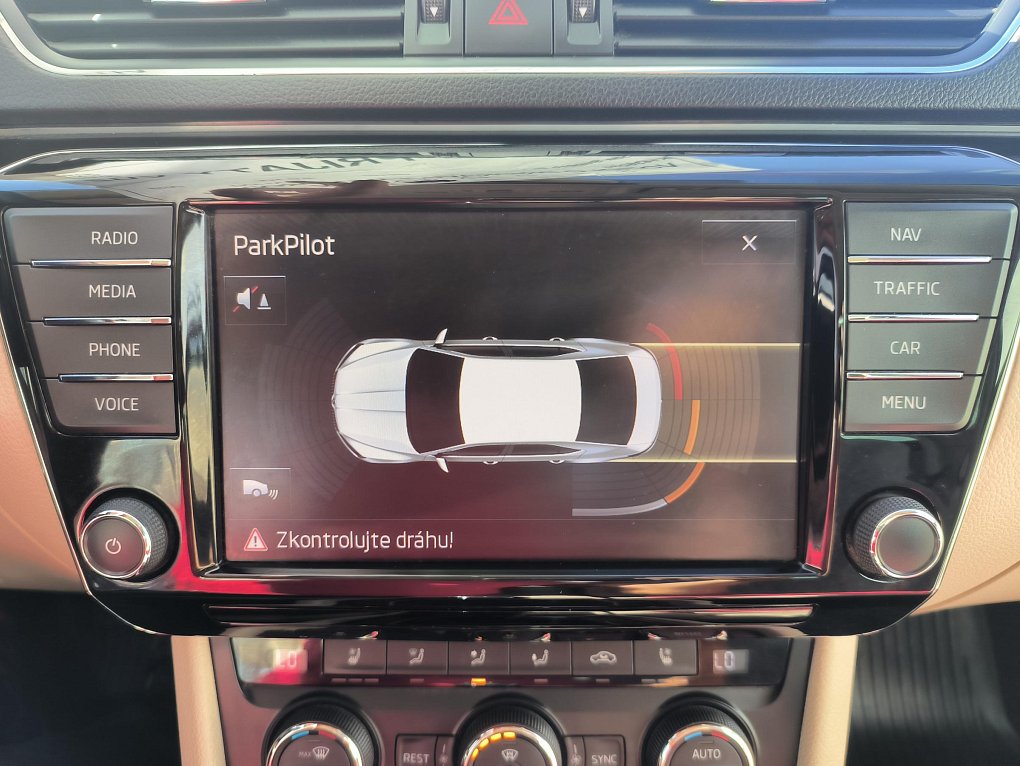 Škoda Superb III 2.0 TDi L&K