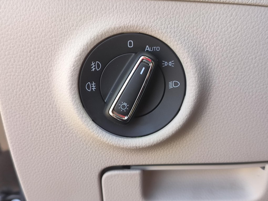 Škoda Superb III 2.0 TDi L&K